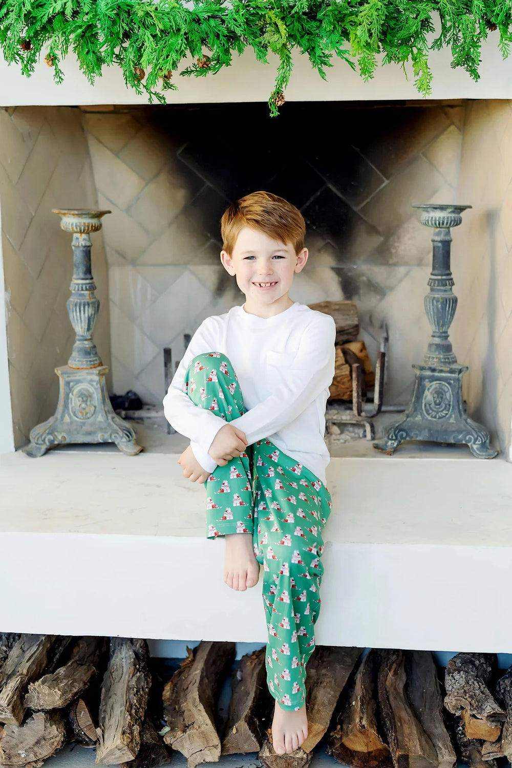Lila + Hayes Beckett Lounge Pants | Santa's Helper