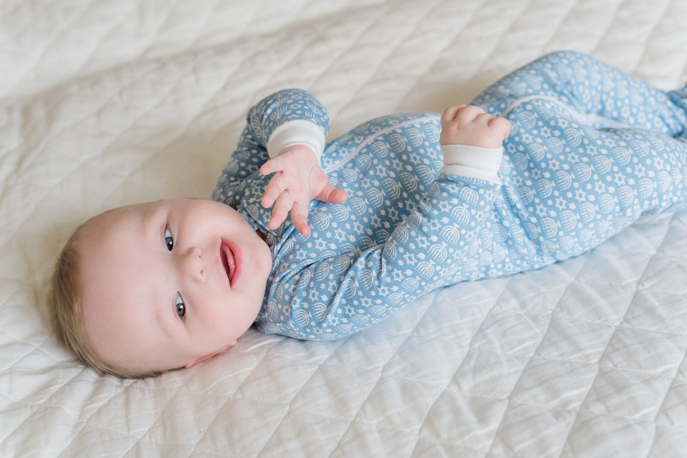 Lila + Hayes Parker Zipper Pajama | Hanukkah