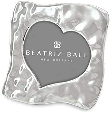 Beatriz Ball Curved Heart Picture Frame